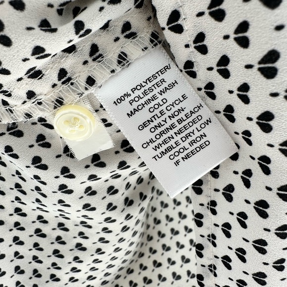 Women’s blouse with small heart patterns - Picture 5 of 5